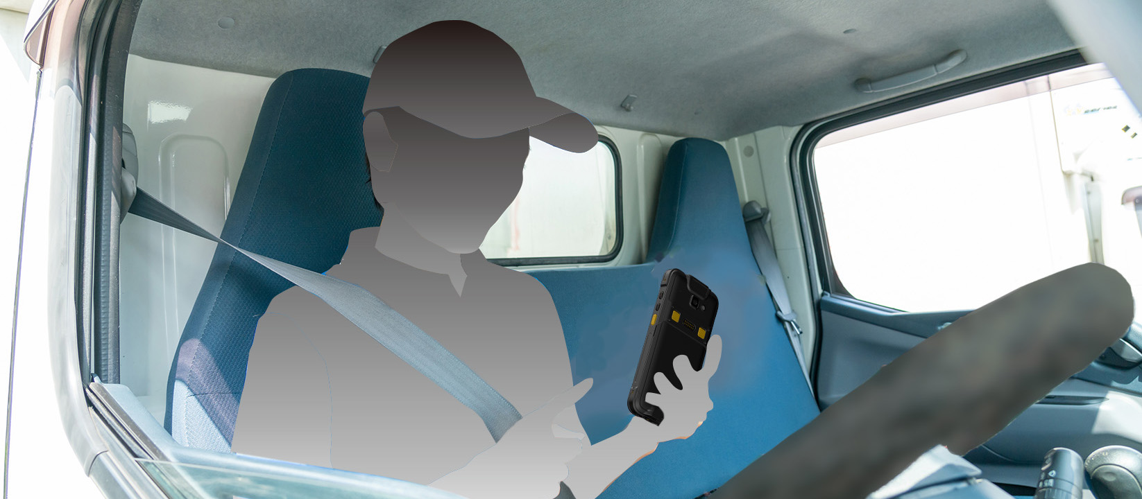 お預かりした荷物がお届け先に届くまでしっかり管理